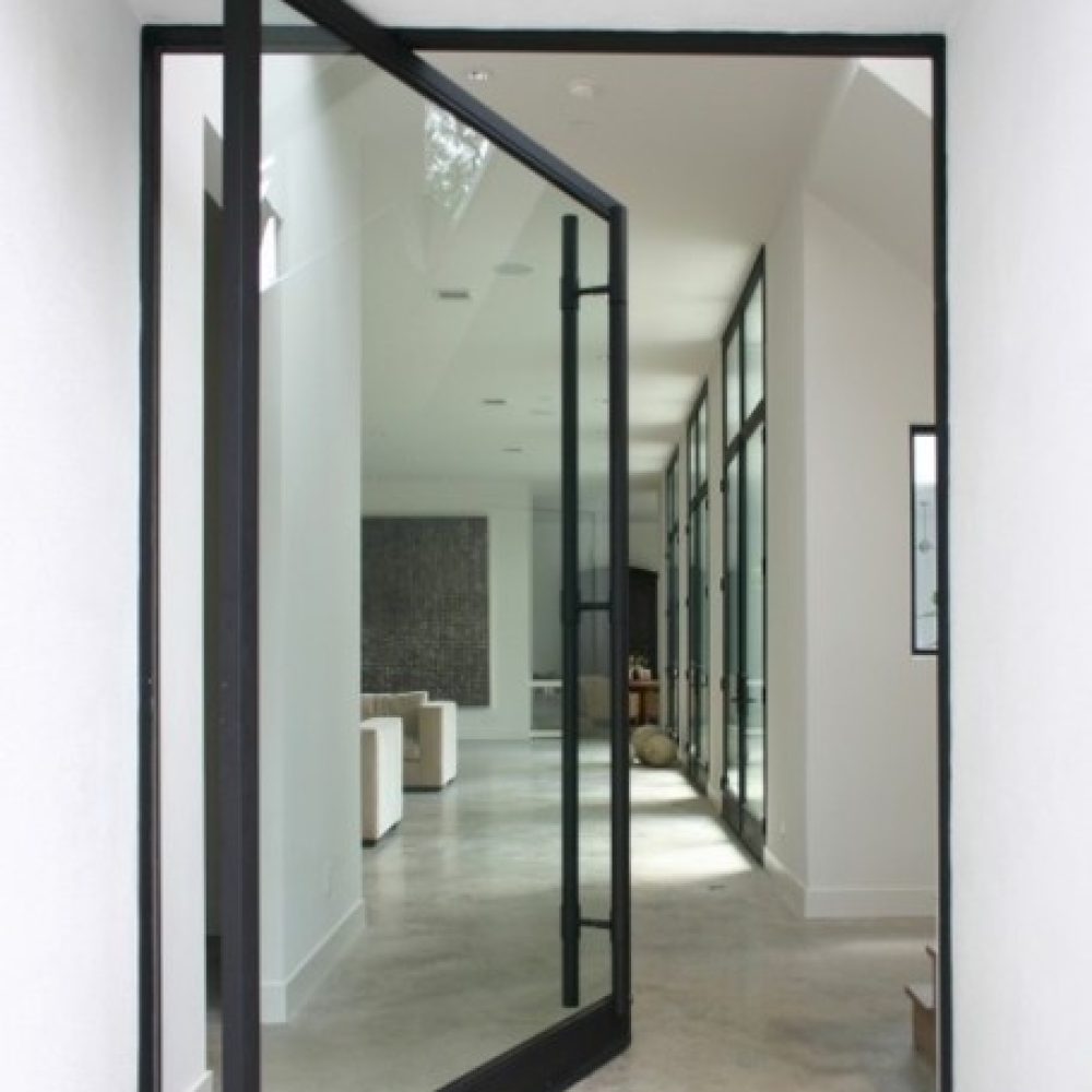 puerta pivotante